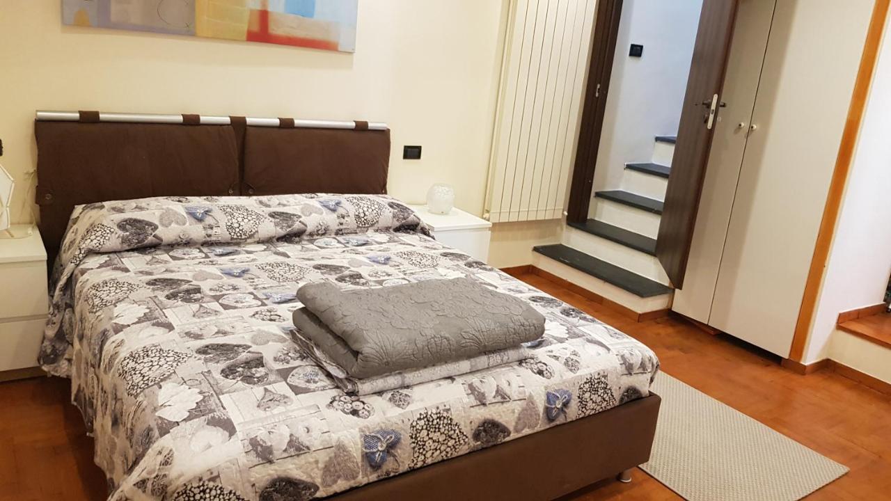Apartamento Casa Al-Ma Pietrabruna Exterior foto
