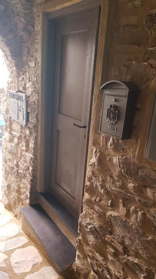 Apartamento Casa Al-Ma Pietrabruna Exterior foto
